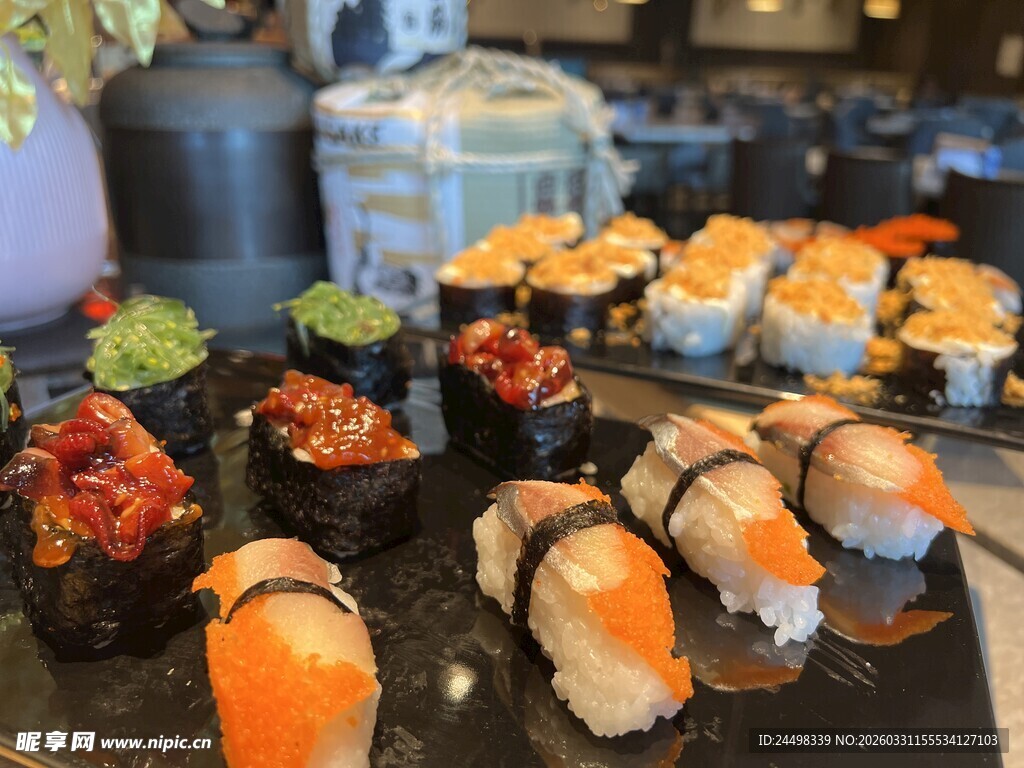 多样美味寿司拼盘