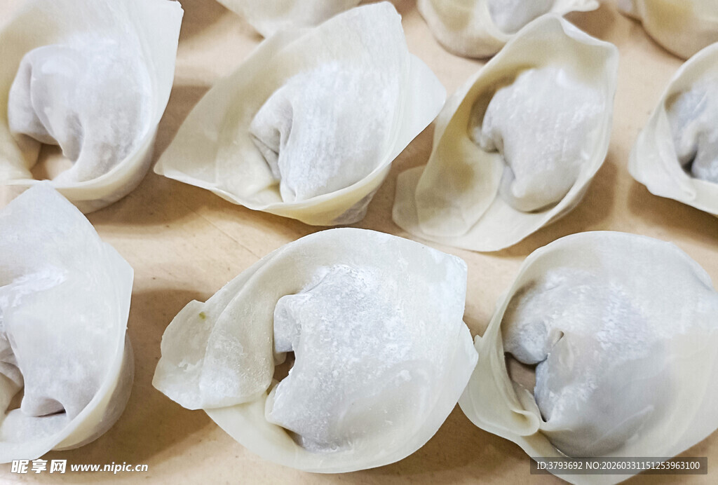 手工包制的美味饺子