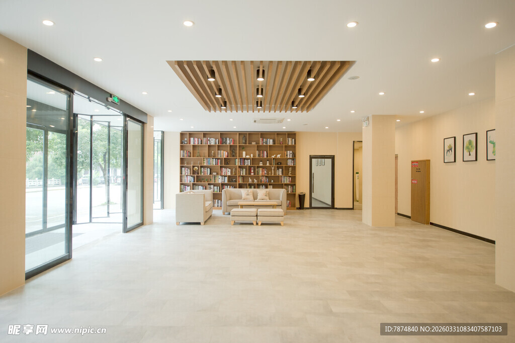 现代简约风格宽敞室内空间