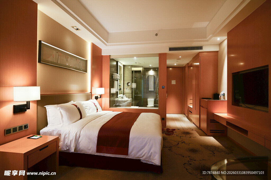 温馨舒适的酒店客房空间