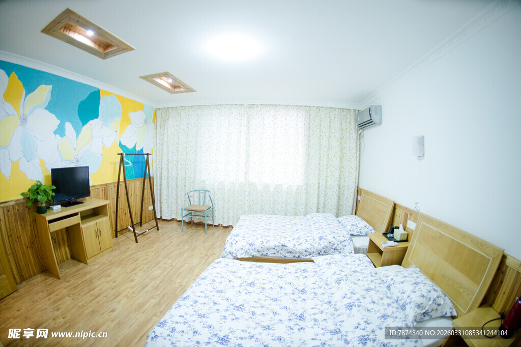 温馨双床卧室室内场景