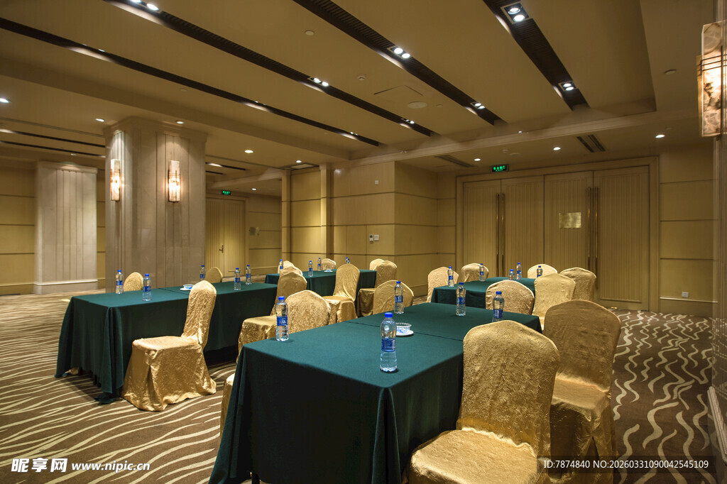 豪华会议室布置场景
