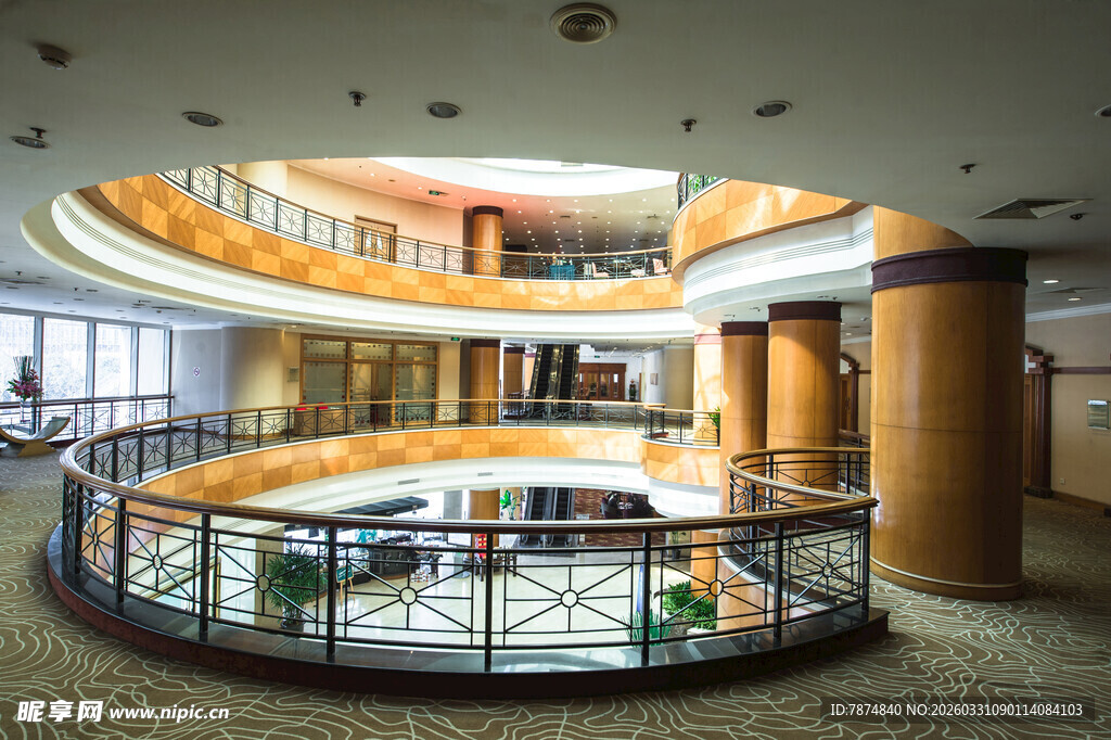 现代豪华多层室内大厅景观