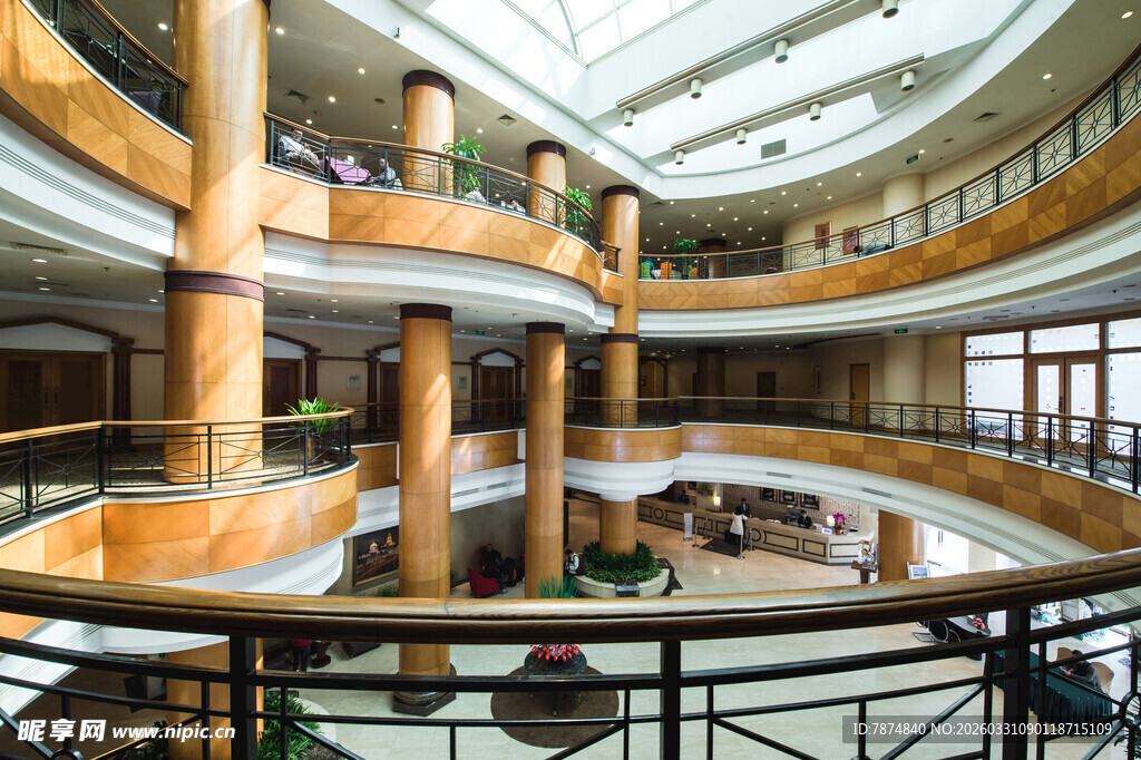 多层室内建筑空间景观