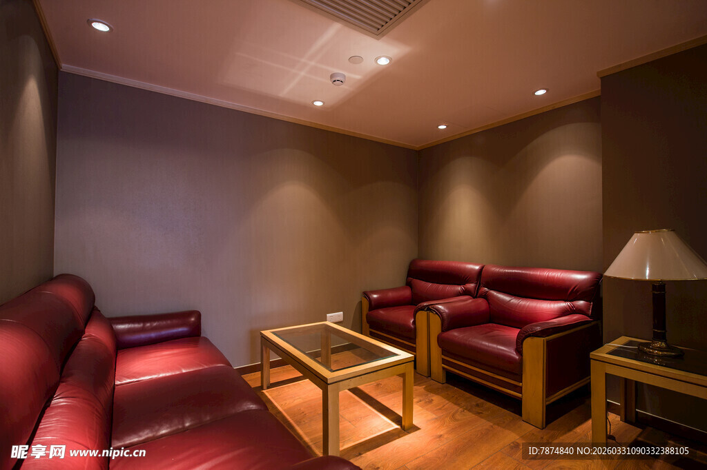 现代温馨影音室休闲空间