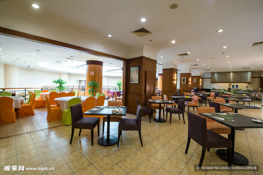 现代风格餐厅室内场景