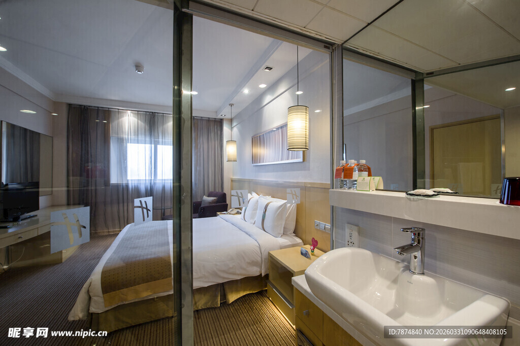 现代风格酒店客房内部