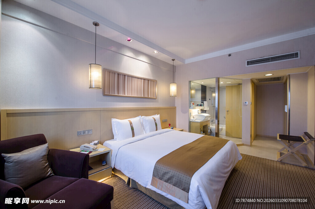 现代简约风温馨酒店客房