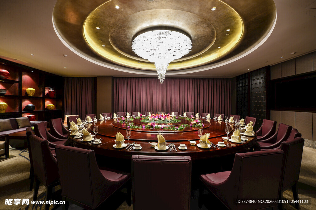 豪华中式圆桌宴会场景