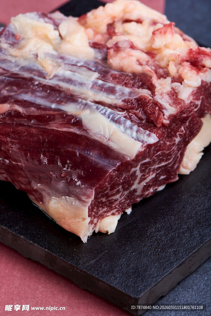 新鲜生牛肉 纹理清晰诱人
