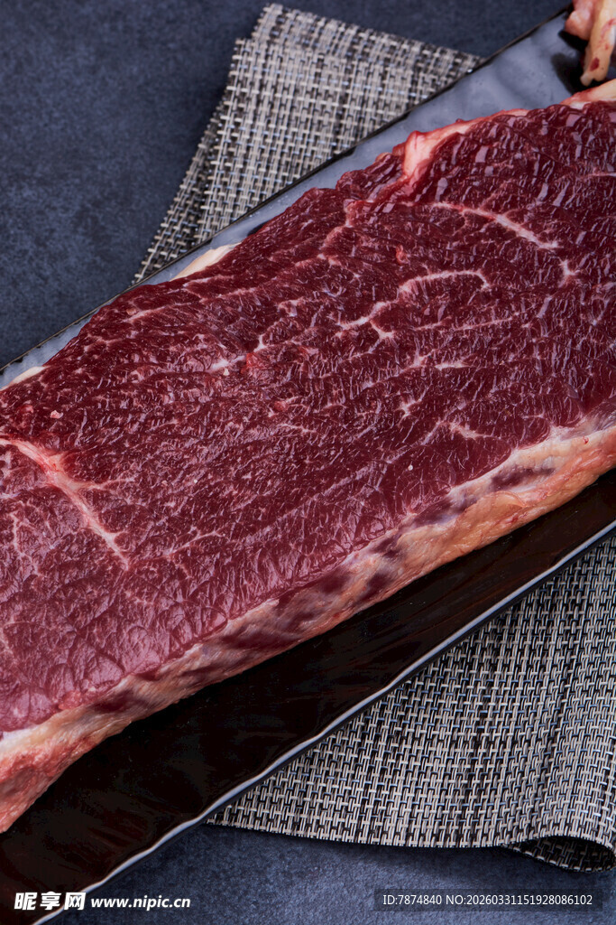 新鲜生牛肉 纹理清晰诱人