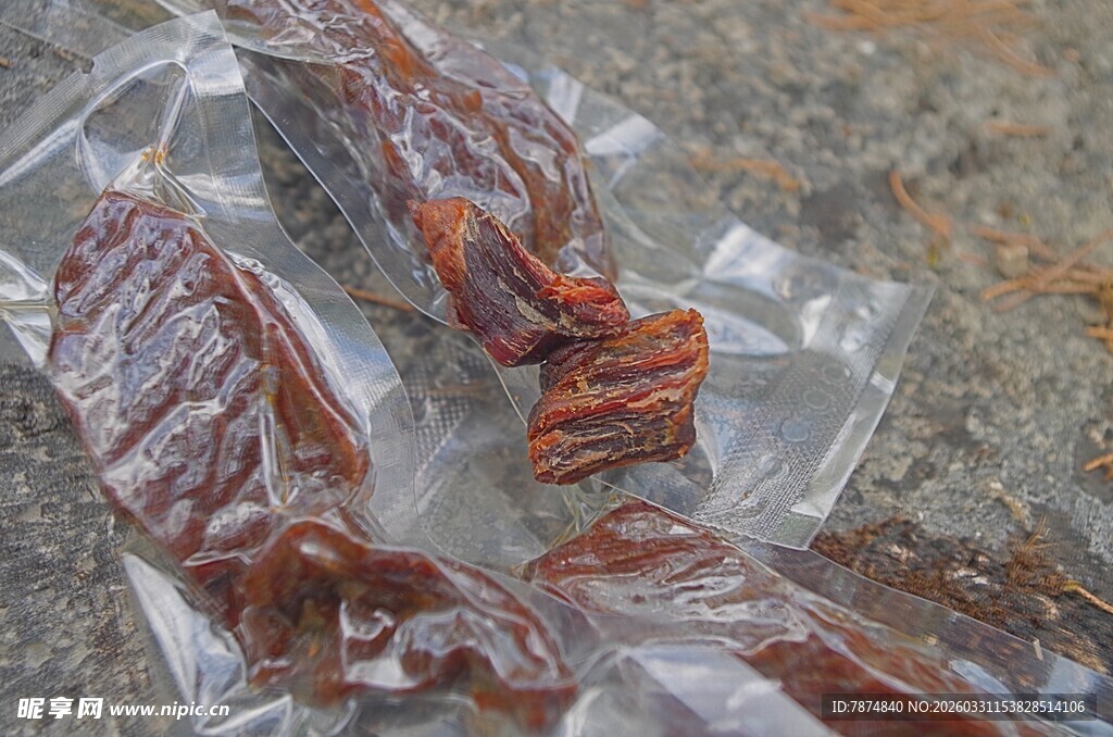 袋装风干肉类食品展示