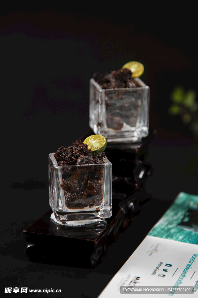 创意咖啡杯装盆栽甜点