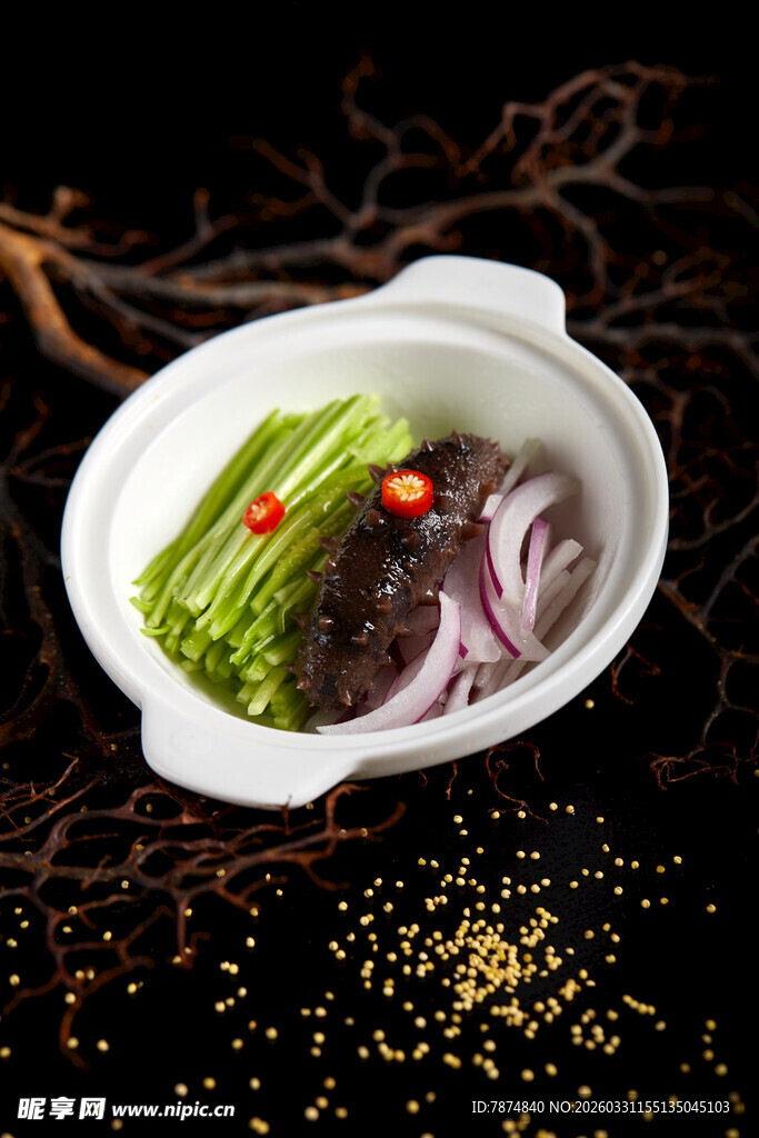 蔬菜拼盘 色彩诱人美味