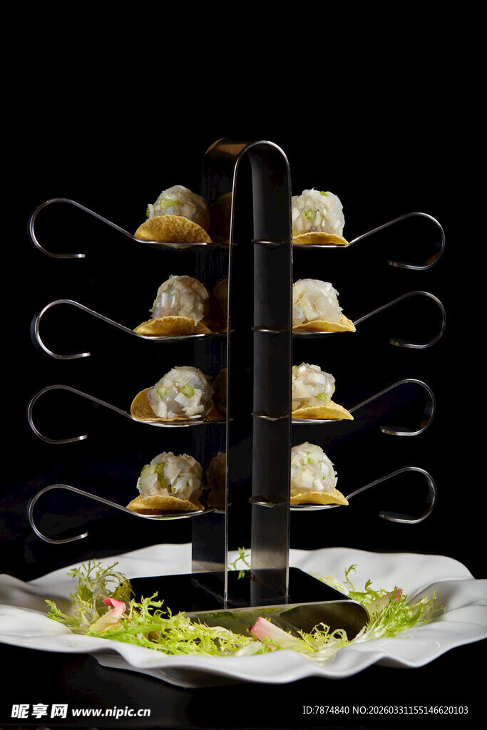 创意多层架精致小食拼盘