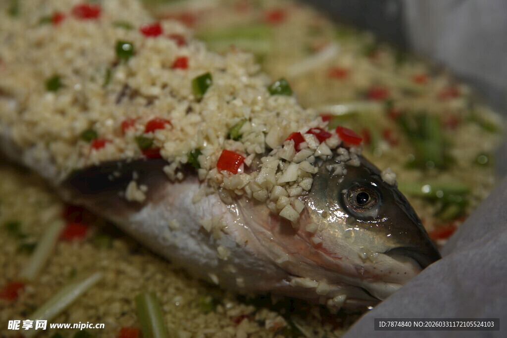 香烤撒料鱼