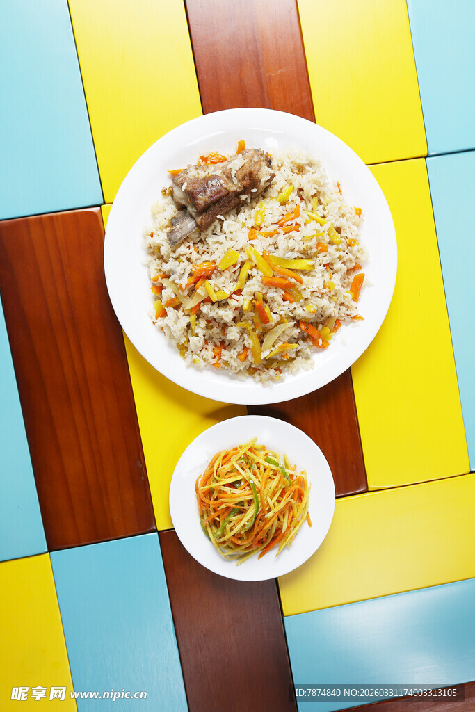 多彩盘中小炒与配菜