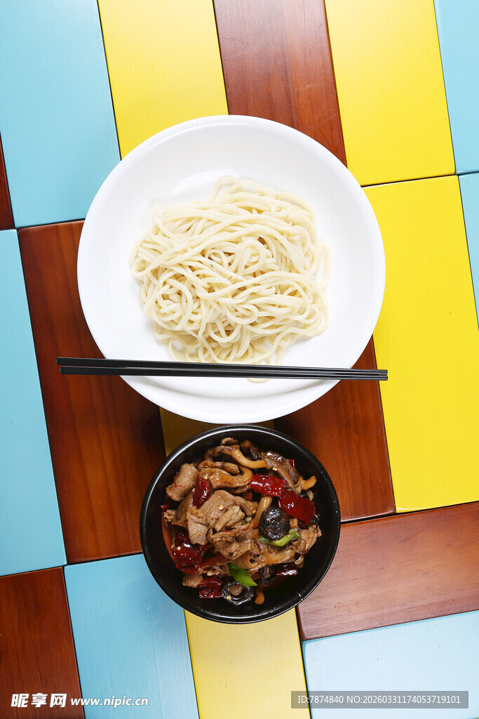 美味面食搭配特色菜肴