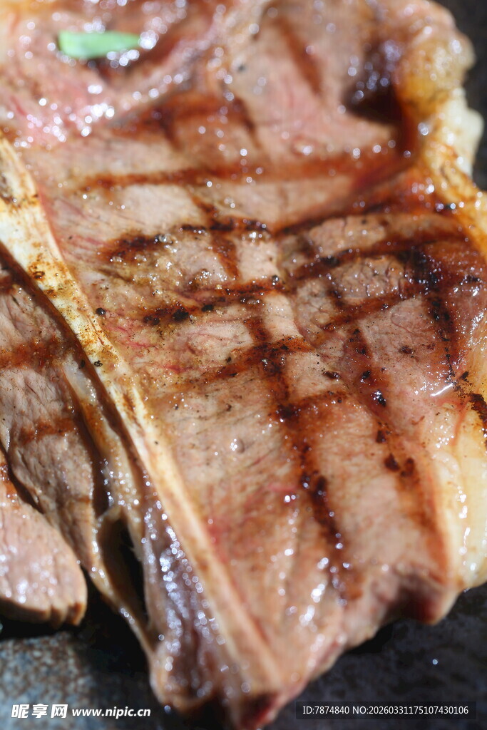 美味烤牛排特写