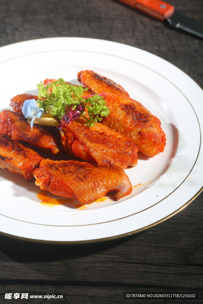 美味酱汁烤鸡翅