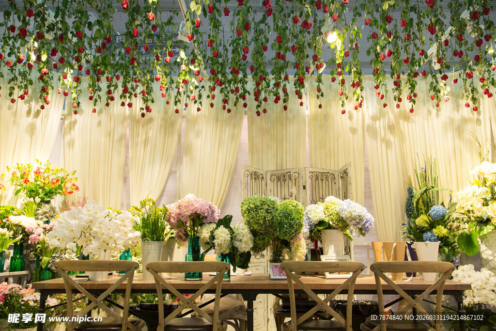 浪漫清新的户外婚礼布置