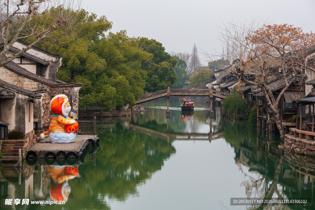 乌镇国潮风水乡古镇河道小船商业
