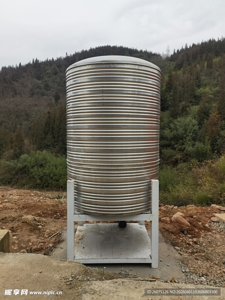 户外不锈钢储水罐