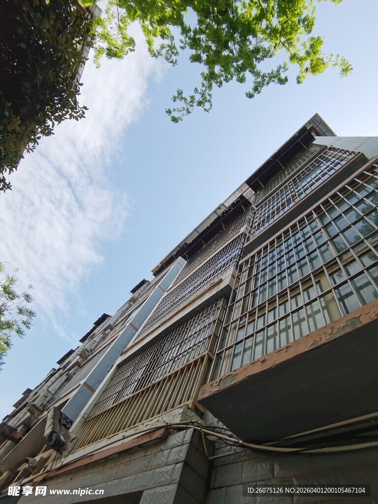 老式居民楼外观景象