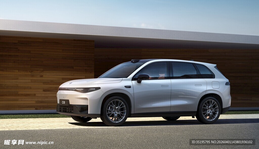 银色时尚SUV汽车展示