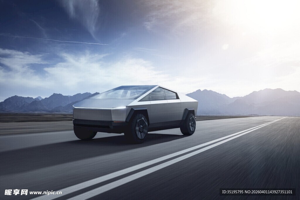 公路上行驶的未来感电动皮卡