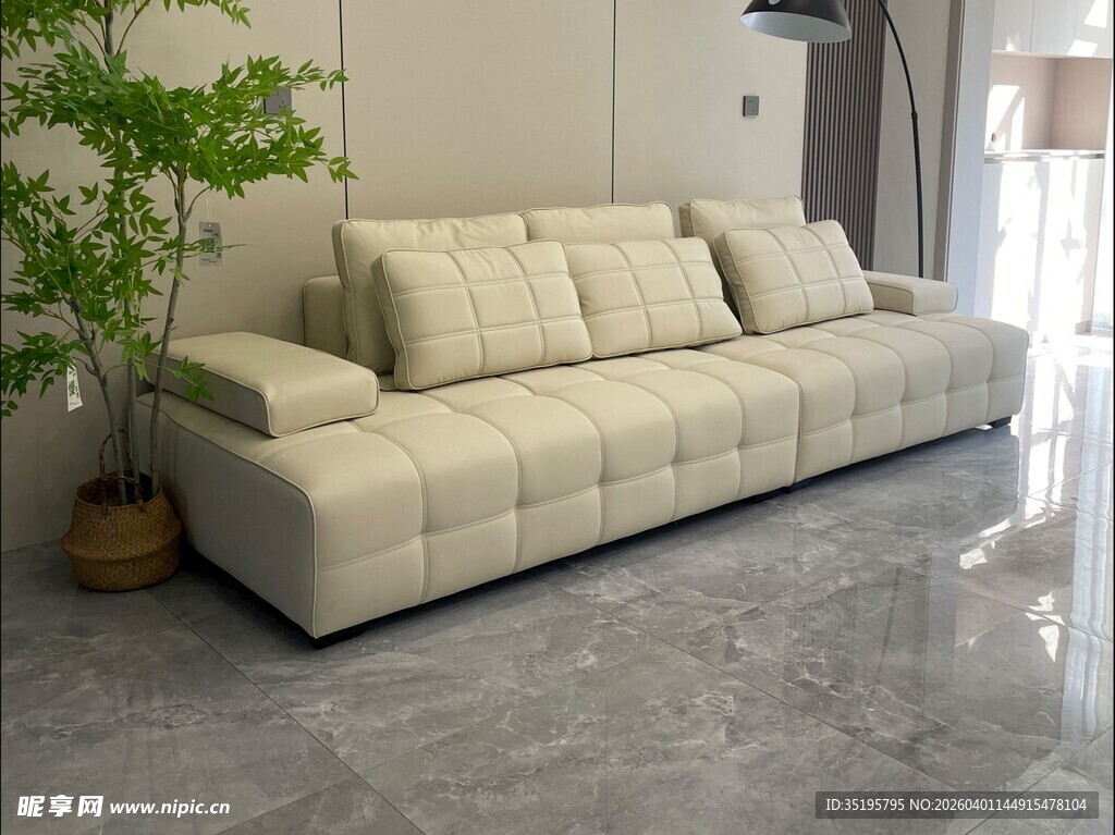 米白色现代简约风格沙发