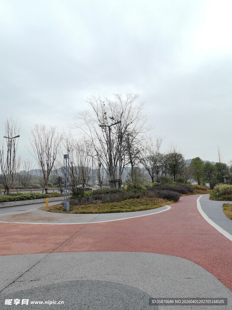 城市户外彩色步道景观