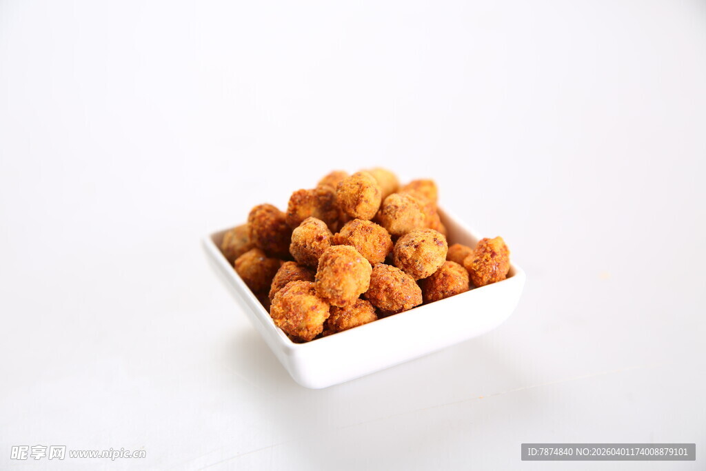 美味油炸花生米