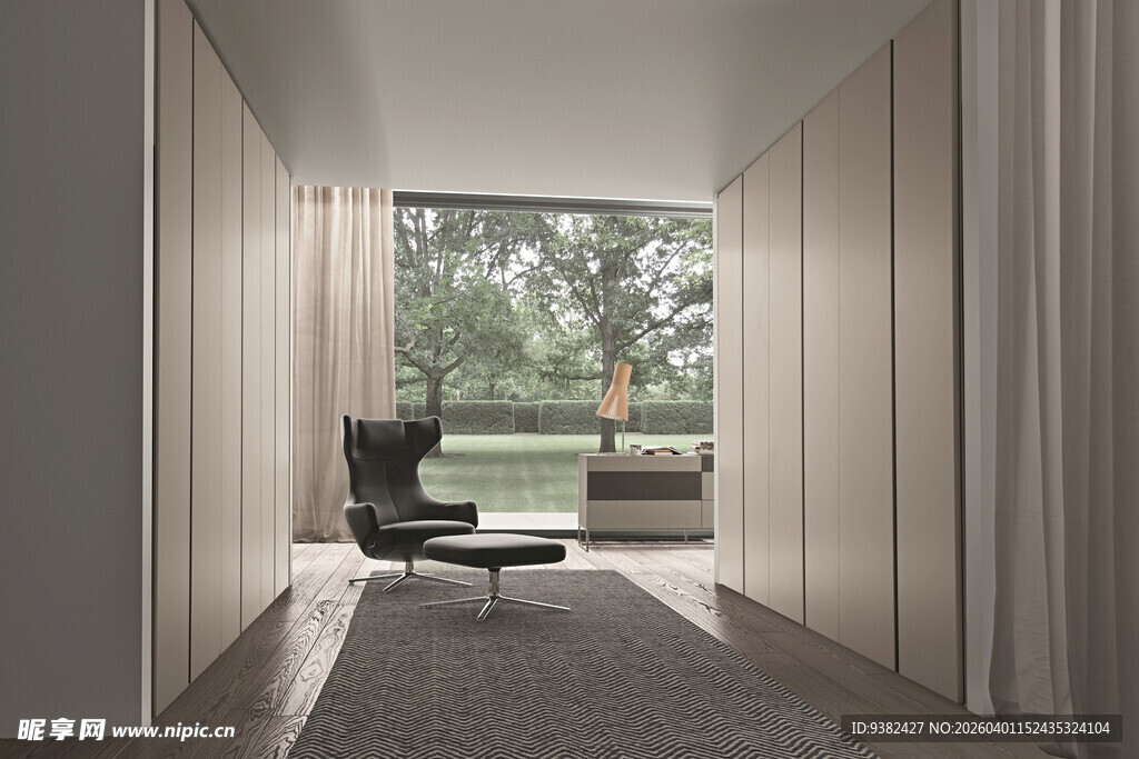 现代简约风格的宽敞走廊空间