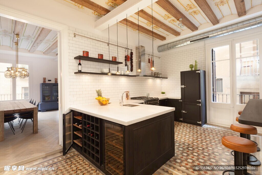 现代简约开放式厨房餐厅空间