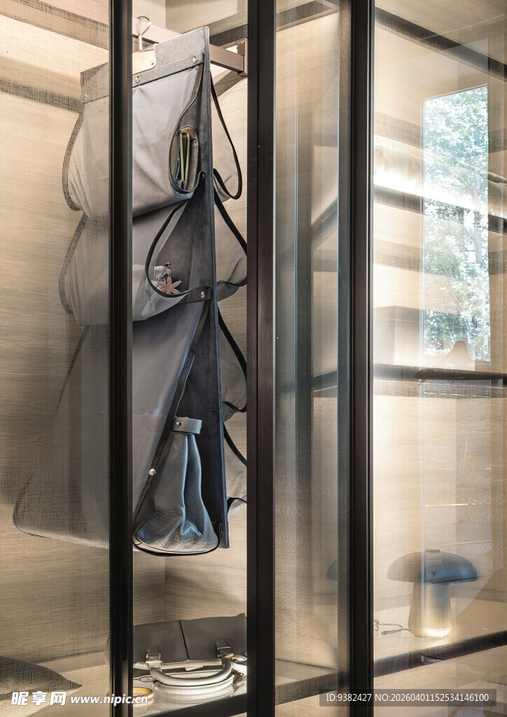 现代简约风金属玻璃置物架