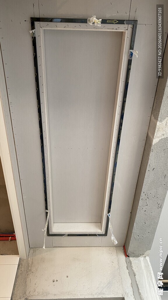 金属框架简约现代设计