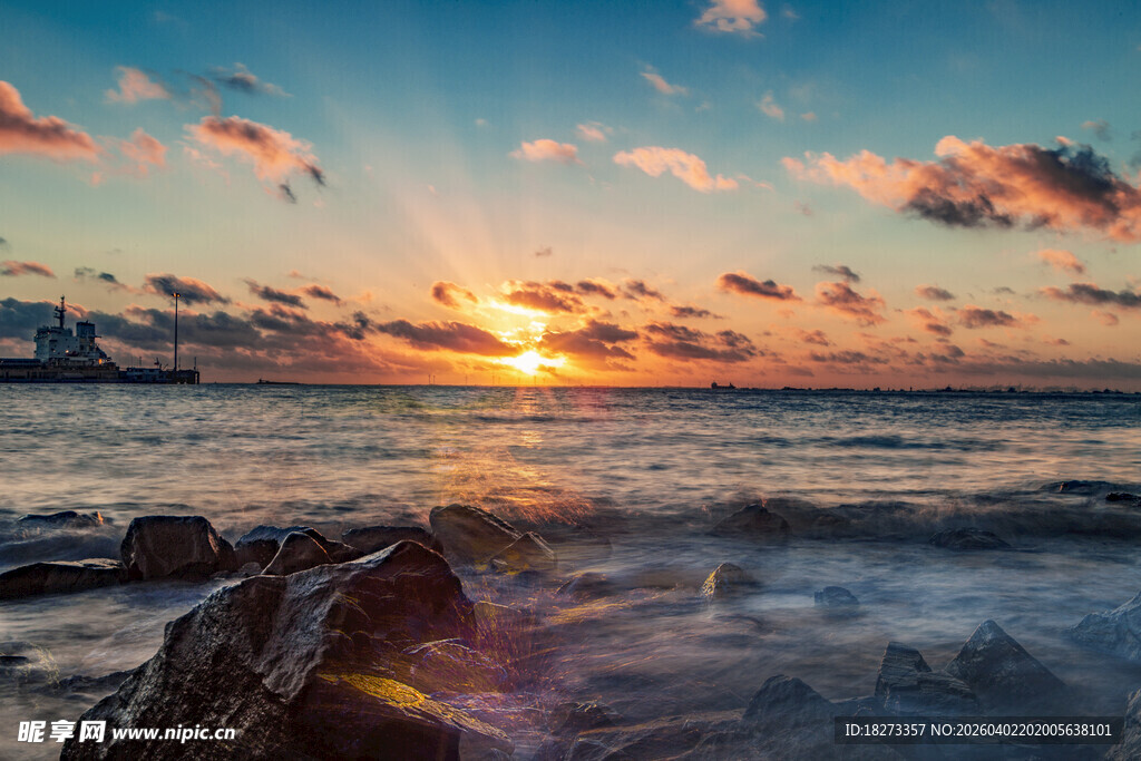 海边日落美景如画