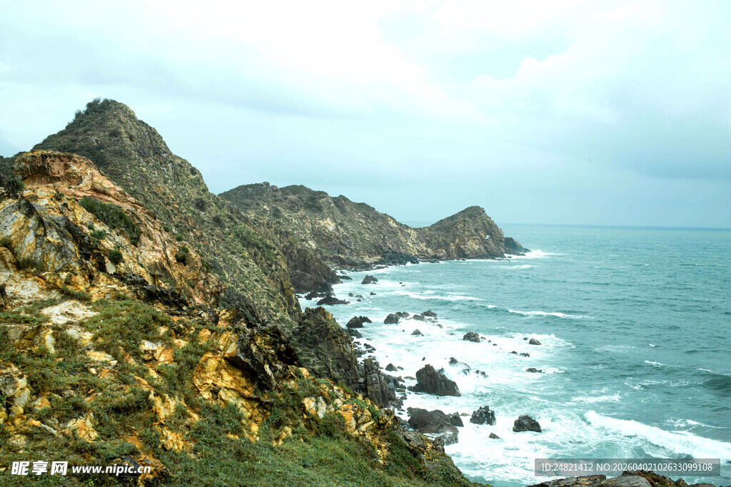 海岸山峦