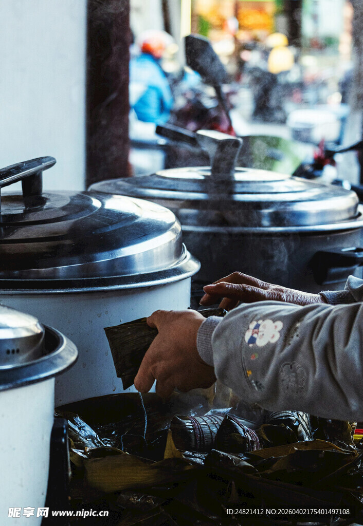 街头售卖的特色卤味美食