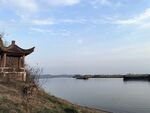 湖畔古亭