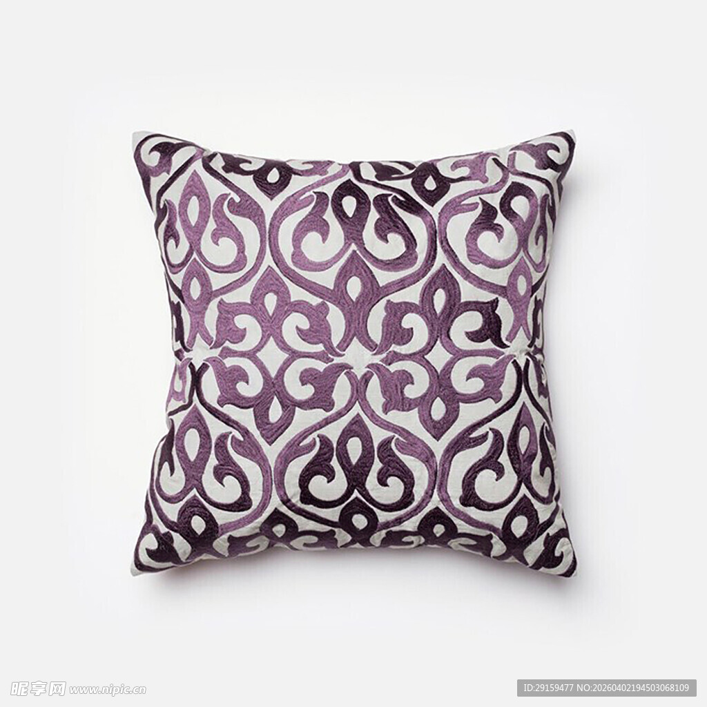 紫色花纹抱枕