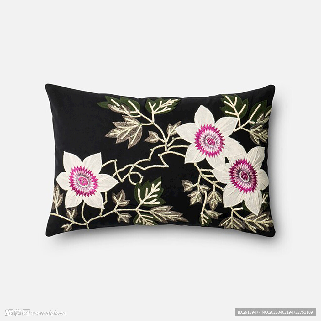 花卉图案黑色抱枕