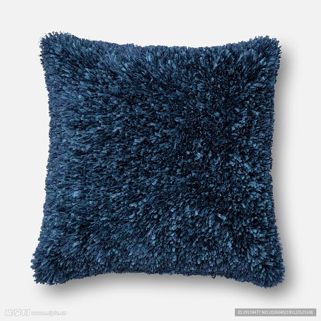 蓝色毛绒抱枕