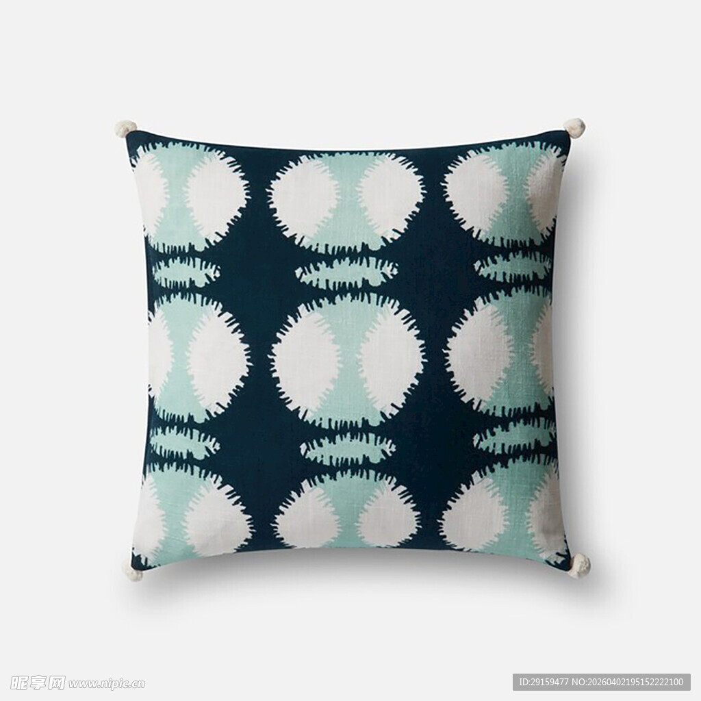 蓝白花纹抱枕