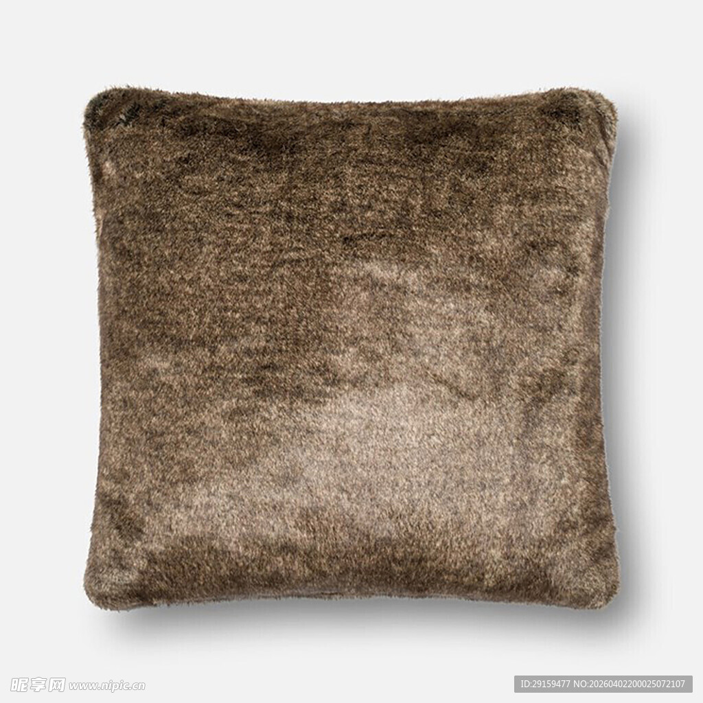 棕色毛绒抱枕