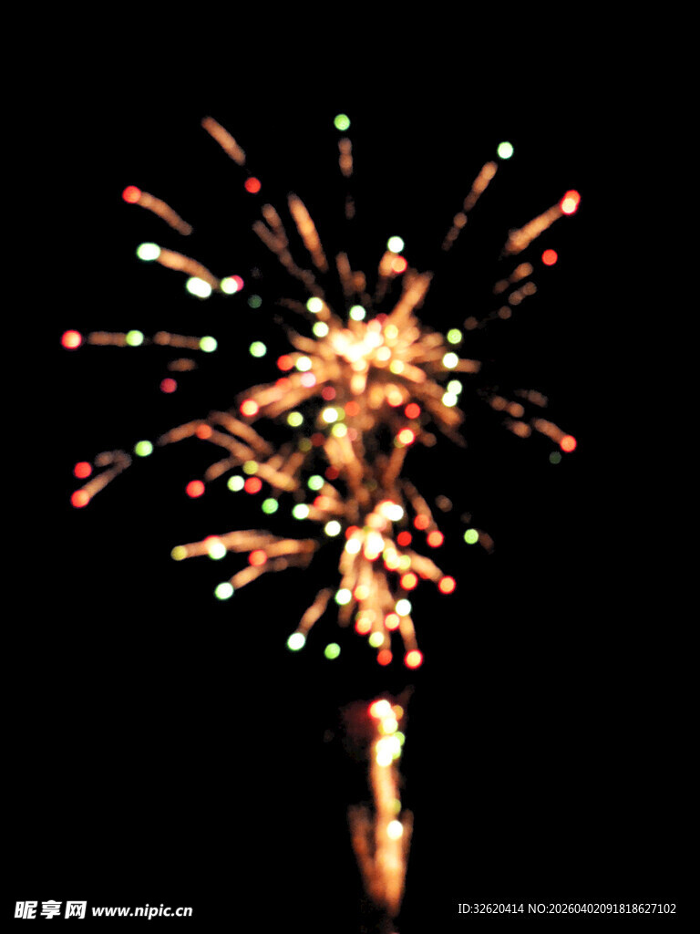 绚丽烟花绽放夜空