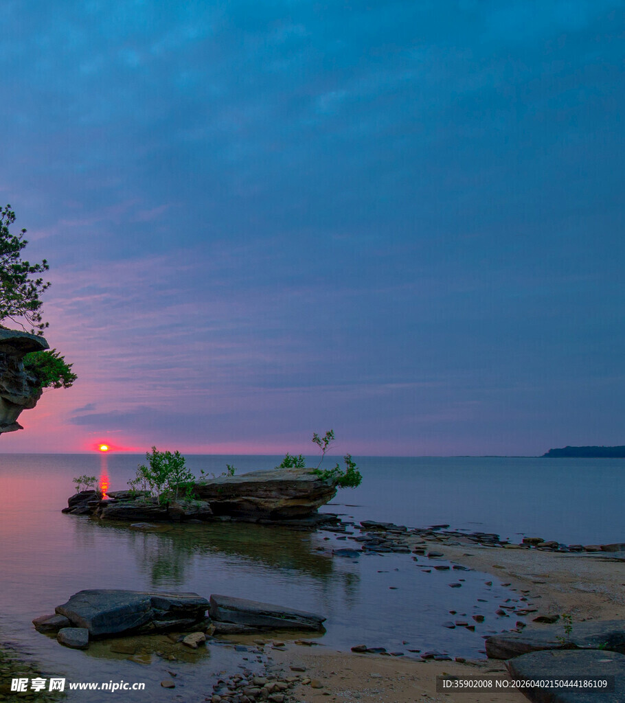 海边黄昏美景静谧诗意