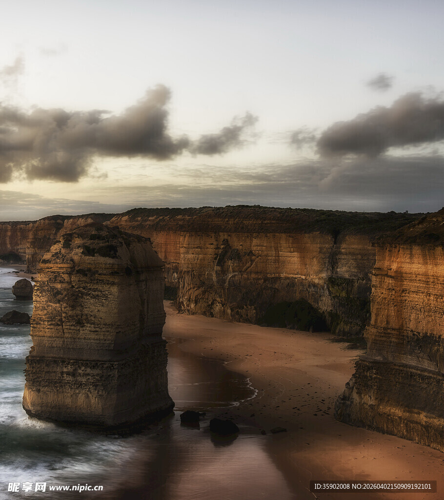 大洋路壮观海岸岩石景观