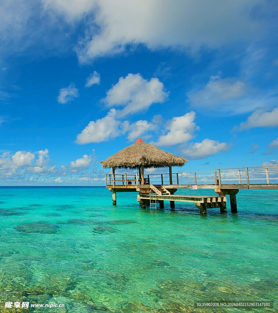 海上木亭梦幻蓝绿海景